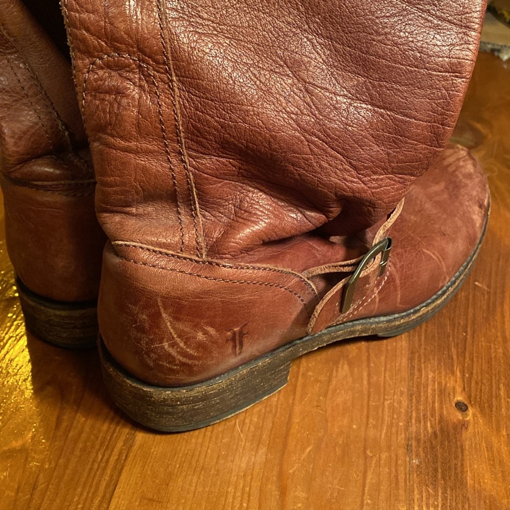 Women's Brown Leather Boots - Picture 5 of 11